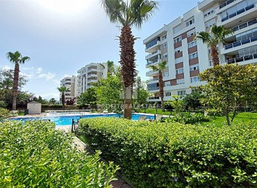 Two-bedroom apartment in a well-maintained residential residence with a swimming pool, Muratpasha, Anatalya, 100 m2 ID-9664 фото-1