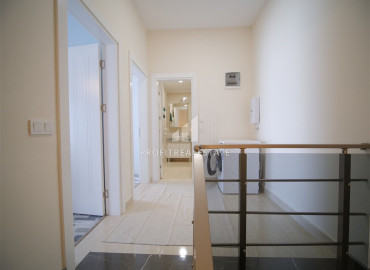 Просторный меблированный дуплекс с двумя спальнями, площадью 140м² в отличном комплексе в районе Оба ID-9678 фото-14