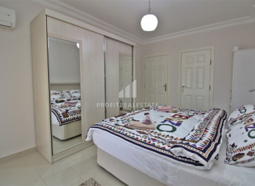 Furnished two bedroom apartment in a residence with facilities, 500 meters from the sea in Mahmutlar ID-9718 фото-12