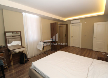 Меблированная квартира с двумя спальнями в новом элитном комплексе в 200м от моря в районе Каргыджак ID-9725 фото-12