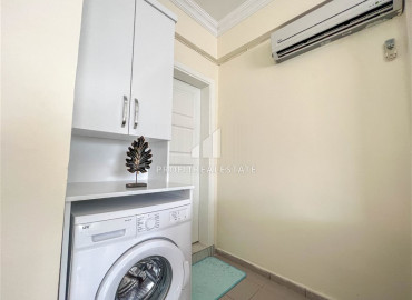 Меблированная квартира с одной спальней, 65м², в резиденции на первой береговой линии в Махмутларе, Алания ID-9730 фото-5