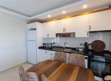 Furnished apartment 2 + 1, on the first coastline, Mahmutlar, Alanya, 70 m2 ID-9750 фото-6