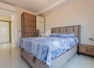 Furnished apartment 2 + 1, on the first coastline, Mahmutlar, Alanya, 70 m2 ID-9750 фото-10