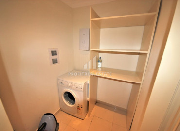 Spacious furnished apartment 2 + 1, 170m², in a premium residence in Mahmutlar ID-9789 фото-9