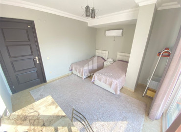 Large furnished 2 + 1 view apartment on the first coastline in Mahmutlar ID-9841 фото-16