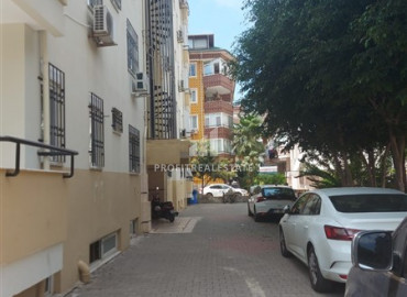 One-bedroom furnished apartment, 70m², 1000m from the sea in an urban-type house in the center of Alanya ID-9880 фото-11
