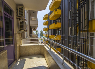 Бюджетная вторичная недвижимость на первой береговой линии в центре Махмутлара, Алания ID-9893 фото-12