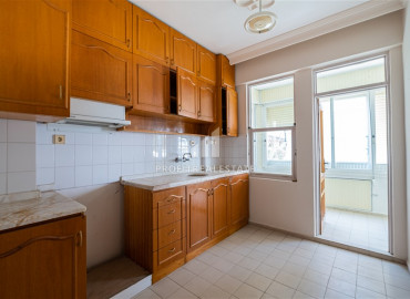 Недорогие апартаменты 3+1, с отдельной кухней, в 400 метрах от моря, центр Аланьи, 130 м2 ID-9943 фото-4