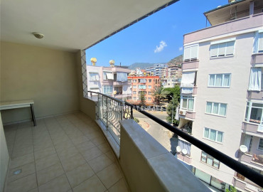Inexpensive duplex apartment 4 + 1, with a separate kitchen, in a house without a pool, Alanya center, 170 m2 ID-9956 фото-17