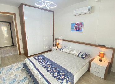 One bedroom apartment, equipped with furniture and appliances, in the center of Mahmutlar, Alanya, 65 m2 ID-10023 фото-9