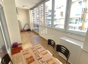 One bedroom apartment, equipped with furniture and appliances, in the center of Mahmutlar, Alanya, 65 m2 ID-10023 фото-10