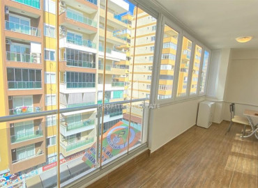 One bedroom apartment, equipped with furniture and appliances, in the center of Mahmutlar, Alanya, 65 m2 ID-10023 фото-11