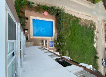 Two-bedroom apartment, 110m², on a high floor 150m from the sea in Tomuk area, Mersin ID-10075 фото-14}}