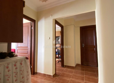 Трехкомнатная квартира, 120м², с отдельной кухней в 150м от моря в районе Томюк, Мерсин ID-10085 фото-10