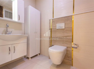 Furnished duplex 3 + 1 with a separate kitchen in a luxury residence Mahmutlar ID-9160 фото-12