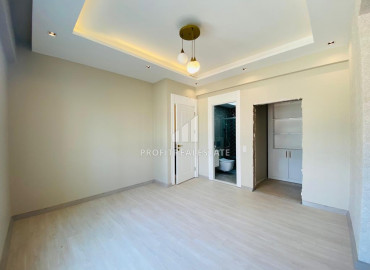 Stylish three-bedroom apartment, 140m², in a new residence with a swimming pool, in the Soli neighborhood, Mersin ID-10093 фото-15