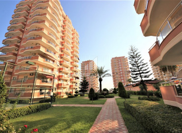 Two bedroom apartment ready for occupancy, on the first coastline, Mahmutlar, Alanya, 155 m2 ID-10102 фото-1