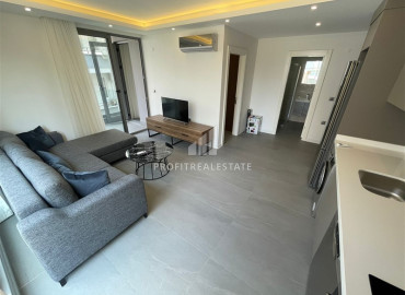Квартира 1+1, 55м², в новой резиденции с бассейном в 150м от пляжа Клеопатры, Алания ID-10104 фото-1