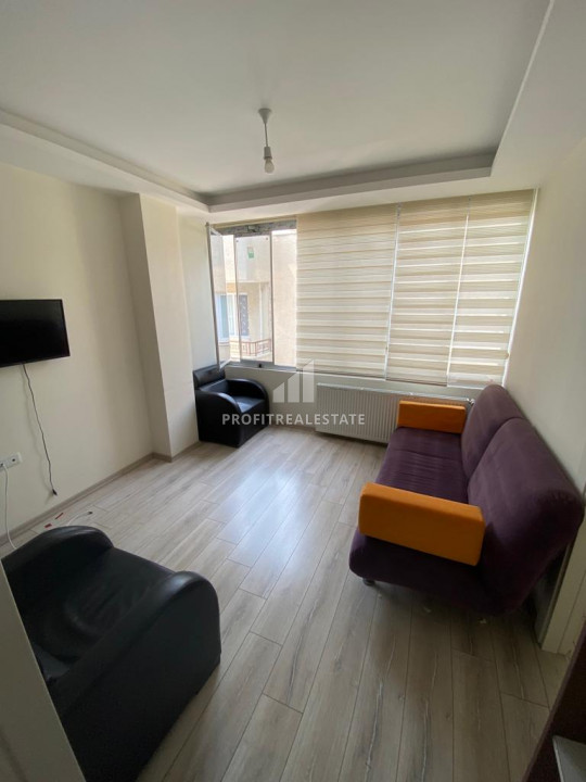 Center of Mersin, Yenisehir: furnished one-bedroom apartment, 50m², at an attractive price ID-10126 фото-2