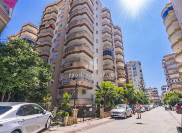 Large apartment 2 + 1, 120m², 350m from the sea in Mahmutlar, Alanya, in a residence with a swimming pool ID-10139 фото-2