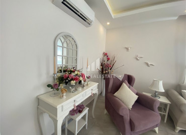 Cozy two bedroom apartment, 130m² with a separate kitchen, 500m from the sea in Mahmutlar, Alanya. ID-10230 фото-5