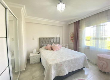 Cozy two bedroom apartment, 130m² with a separate kitchen, 500m from the sea in Mahmutlar, Alanya. ID-10230 фото-16