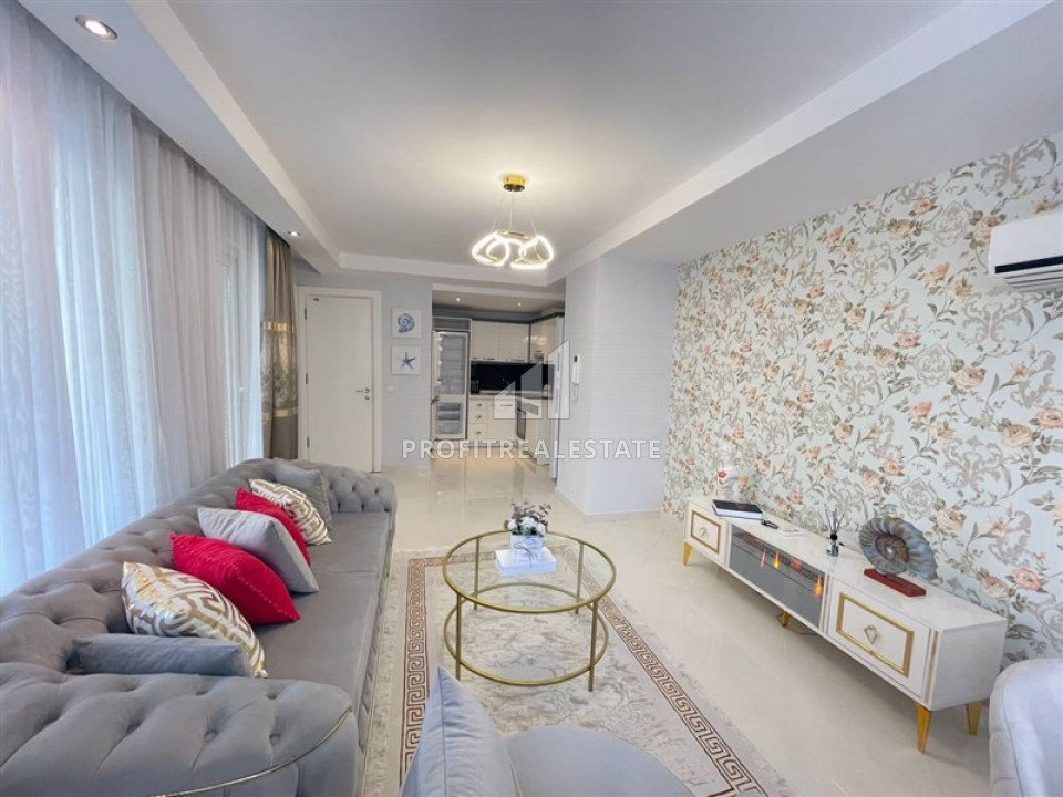 One-bedroom apartment with a designer interior, 65m², 250 meters from the sea in Oba ID-10262 фото-2