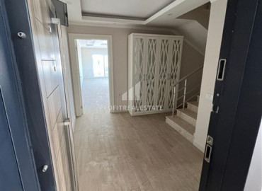 New two bedroom penthouse, 140m², 250m from the coast in Mahmutlar, Alanya ID-10263 фото-6