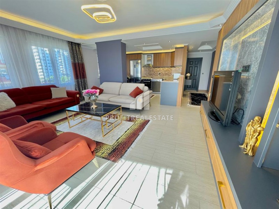 Квартира 2+1, 110м², с дизайнерским интерьером у вторничного рынка в Махмутларе, в 550м от моря ID-10282 фото-2