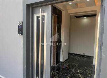Видовая квартира с одной спальней, 65м², в новой резиденции с бассейном, в районе Газипаша, Алания ID-10289 фото-7