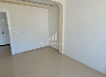 One bedroom apartment, unfurnished, 300 meters from the center of Mahmutlar, Alanya, 65 m2 ID-10302 фото-6