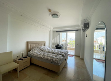 Меблированная квартира с двумя спальнями с видом на горы в районе Тосмур, в 400м о моря ID-9228 фото-3