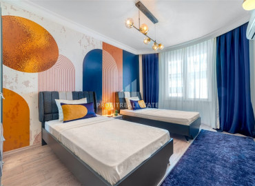 Apartment 2 + 1, 125m², with an interior from a designer, with a view of the mountains, in the center of Mahmutlar, 300m from the sea ID-10481 фото-10