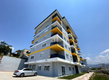Новая трехкомнатная квартира, с отдельной кухней, в Демирташе, Аланья, 121 м2 ID-10482 фото-1