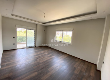 Новая трехкомнатная квартира, с отдельной кухней, в Демирташе, Аланья, 121 м2 ID-10482 фото-3