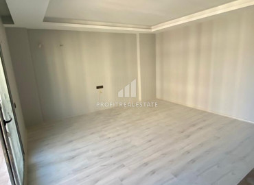 Не пустите шанс: новая трехкомнатная квартира в районе Томюк, в 500м от Средиземного моря по отличной цене ID-10492 фото-12