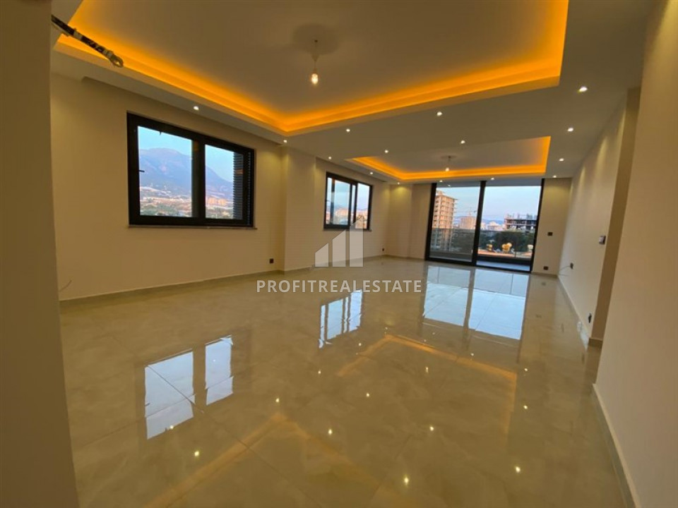 Трехкомнатная квартира с отдельной кухней, 135м², в резиденции премиум класса в Махмутларе, Алания ID-10518 фото-2