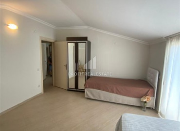 Двухэтажные пятикомнатные апартаменты с мебелью и техникой, в уютном районе Джикджилли, Аланья, 175 м2 ID-10607 фото-12