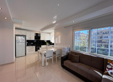 One-bedroom furnished apartment with a glazed balcony 250 meters from Cleopatra beach, Alanya ID-10622 фото-2