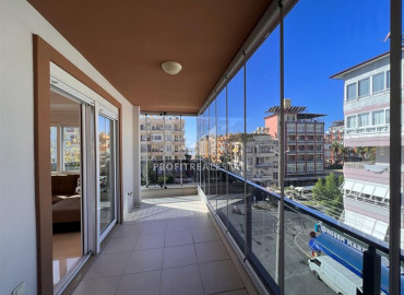 Двухкомнатная меблированная квартира с застекленным балконом в 250 метрах от пляжа Клеопатра, Аланья ID-10622 фото-7