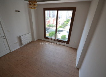 Новая квартира с двумя спальнями, 100м², без мебели, в 500м от моря в районе Мезитли, Мерсин ID-10628 фото-13