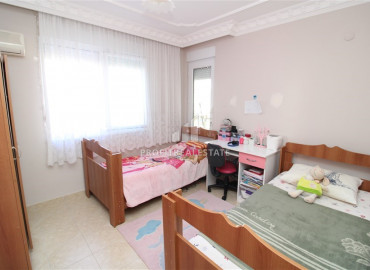 Large two bedroom apartment, 120m², on the first coastline in Mahmutlar, Alanya ID-10630 фото-8