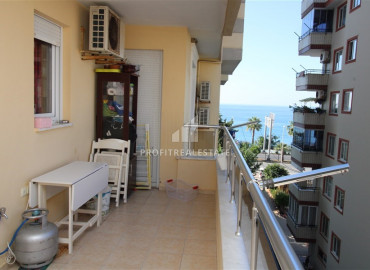 Large two bedroom apartment, 120m², on the first coastline in Mahmutlar, Alanya ID-10630 фото-17