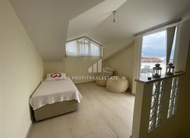 Двухуровневая квартира с тремя спальнями, 200м², с видом на горы в районе Оба, Алания ID-10677 фото-19