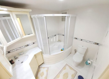 Просторная квартира с двумя спальнями, 120м², с отличной локацией в 450м от моря в Махмутларе ID-10679 фото-11