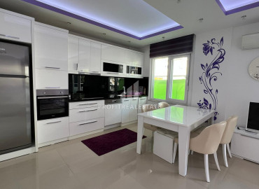 Элегантная трехкомнатная квартира 120 м2 со стильным дизайнерским интерьером и мебелью в Оба, Аланья ID-10788 фото-4