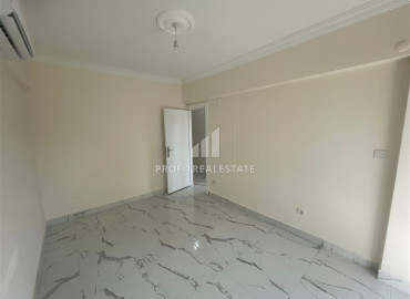 Two bedroom apartment 50 meters from the beach with a large living room and an isolated kitchen in the center of Alanya ID-10801 фото-6