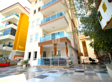 Стильная меблированная трехкомнатная квартира с роскошным дизайнерским интерьером в Джикджилли, Аланья ID-10802 фото-1