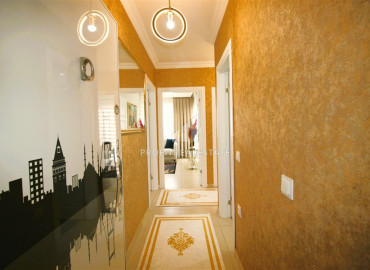 Стильная меблированная трехкомнатная квартира с роскошным дизайнерским интерьером в Джикджилли, Аланья ID-10802 фото-9