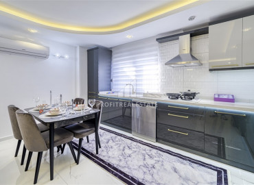 View duplex 3 + 1, 220m², in a residence with good facilities, by the sea in Mahmutlar, Alanya ID-10805 фото-3